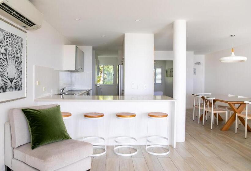 Апартаменты Премиум 1 Спальня, Noosa Crest Resort