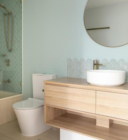 Апартаменты премиум класса с 1 спальней и видом, Noosa Crest Resort