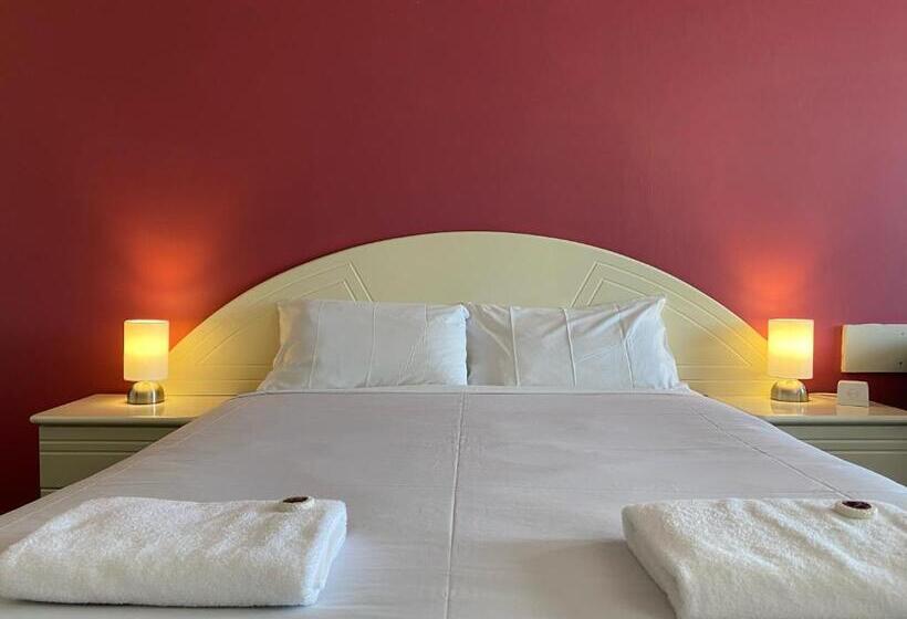 스탠다드 자쿠지 룸, Mahogany Motel Warrnambool