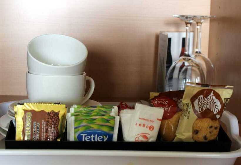 سوییت اجرایی, Armidale Inn