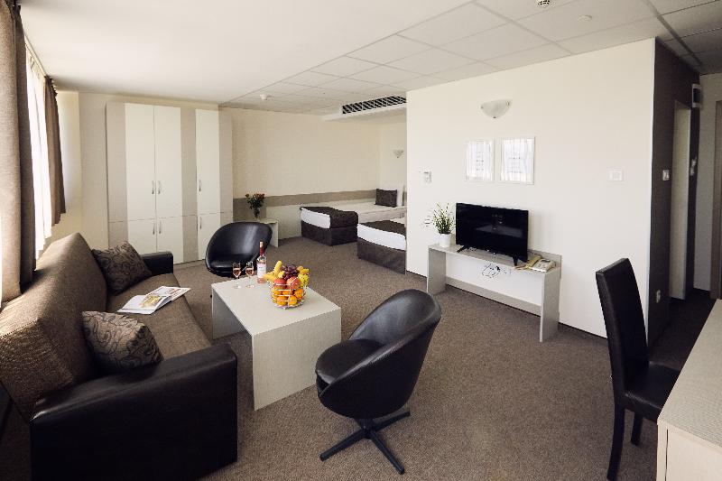 スーペリアファミリールーム, Country Motel Ipswich