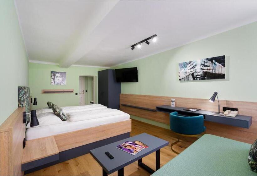 اتاق لوکس, Altstadthotel Kasererbräu