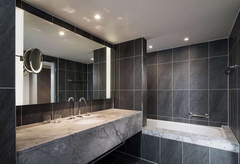 اتاق استاندارد, Hilton Vienna Plaza