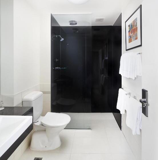 可看到停车场的高级间, Radisson On Flagstaff Gardens Melbourne