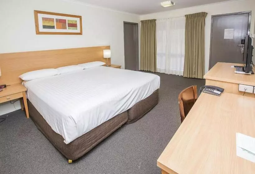 اتاق خانوادگی, Ibis Styles Canberra Eaglehawk