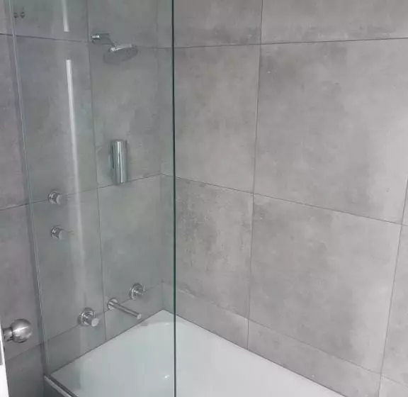 تختخواب در اتاق مشترک, Ibis Styles Canberra Eaglehawk