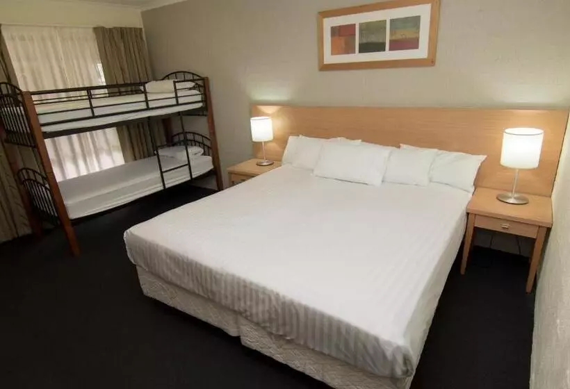 اتاق استاندارد با تخت بزرگ, Ibis Styles Canberra Eaglehawk
