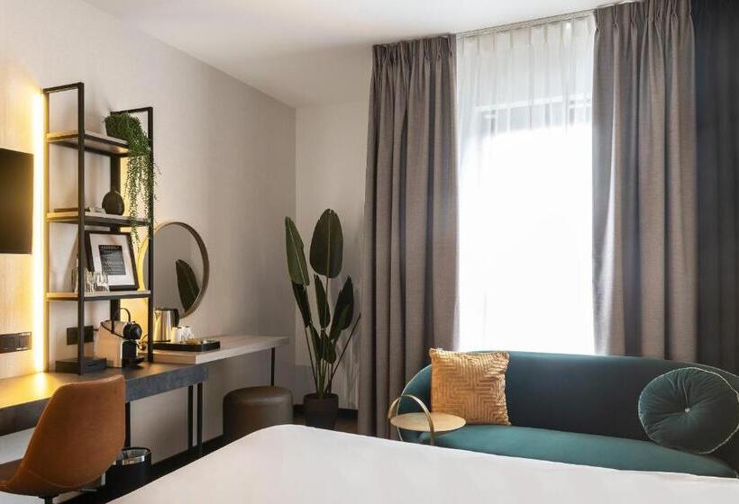 غرفة قياسية, Ariane