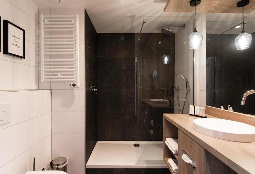 غرفة برستيج, Ariane