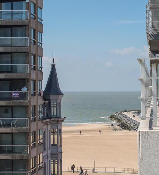 اتاق راحتی سه تخته, Princess