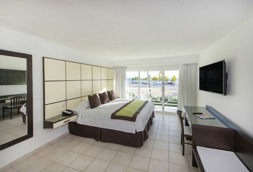 اتاق سوپریور با تخت بزرگ, Viva Fortuna Beach By Wyndham, A Trademark All Inclusive