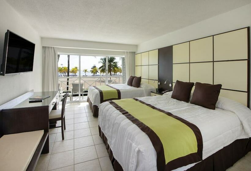 クイーンベッドのスーペリアルーム, Viva Fortuna Beach By Wyndham, A Trademark All Inclusive