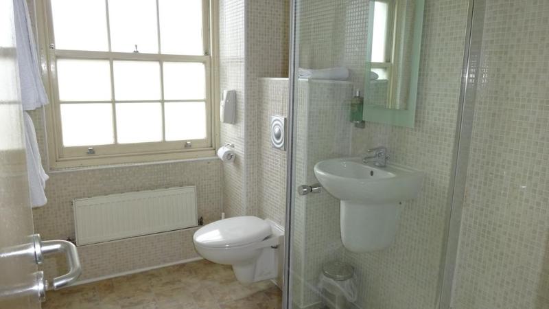 חדר סטנדרט יחיד, Americana