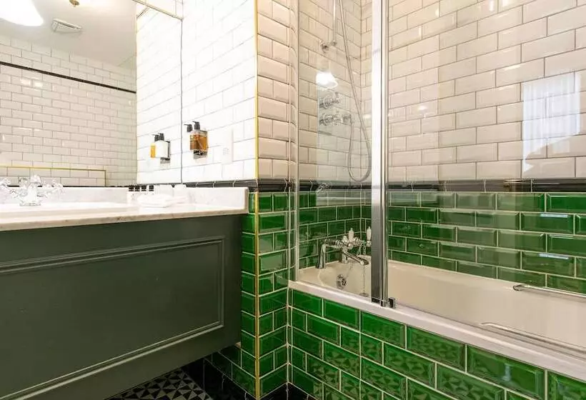 اتاق لوکس, Bedford Swan Hotel And Thermal Spa