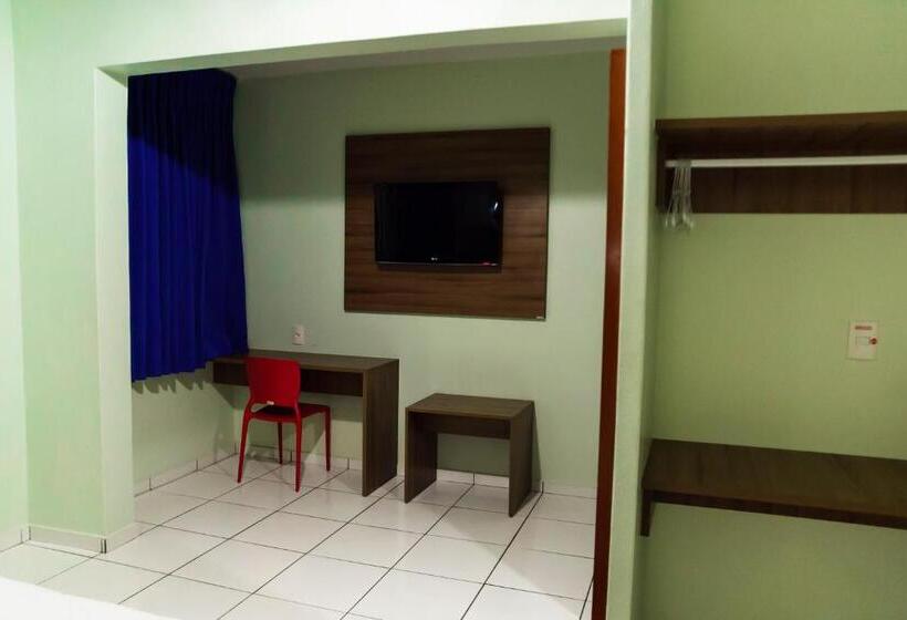 Cameră Triplă Standard, Belém Soft