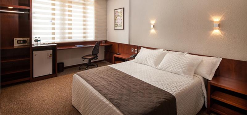 标准单人间, Cortez