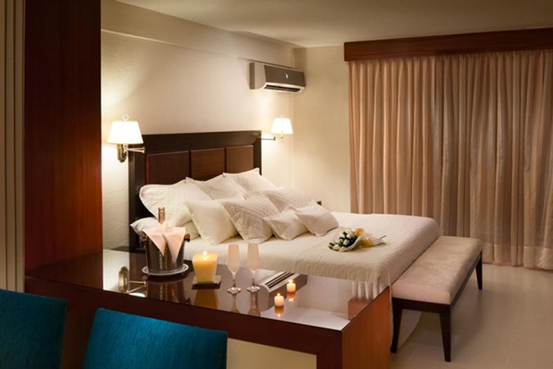 标准单人间, Cortez