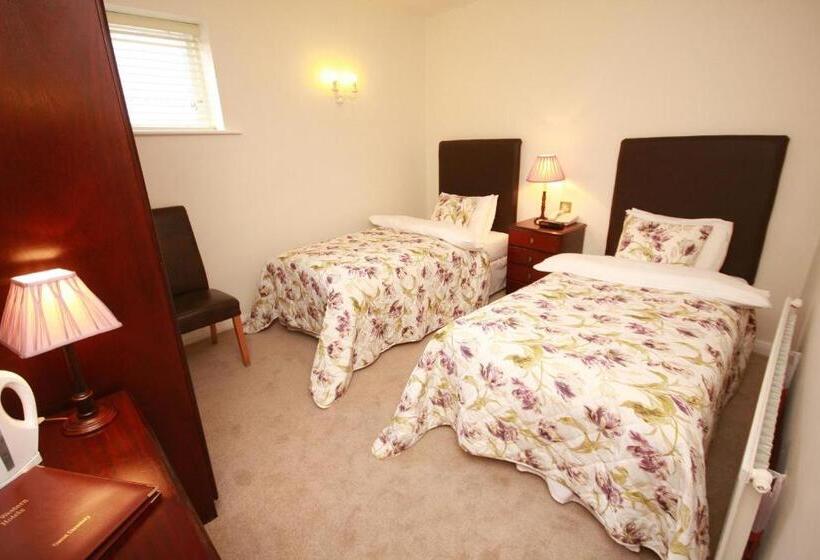 חדר סטנדרט, Crown