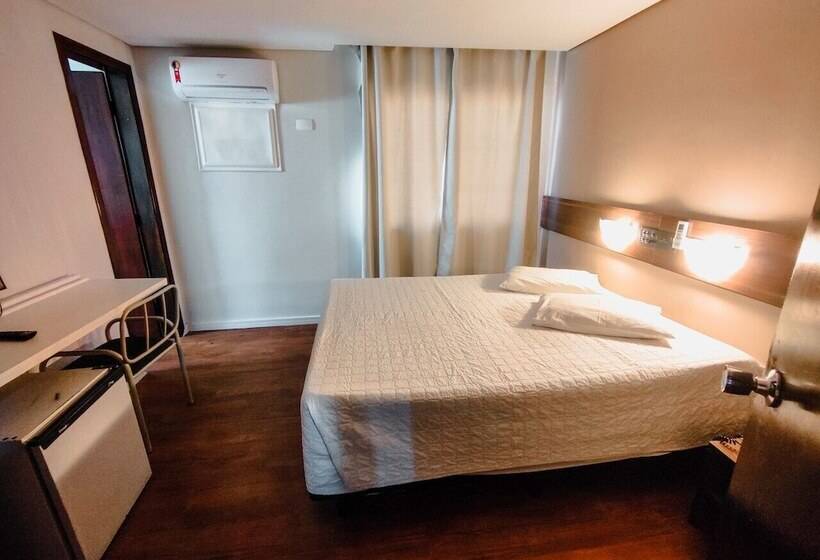 غرفة سوبيريور, Granville