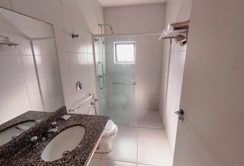 غرفة سوبيريور, Granville