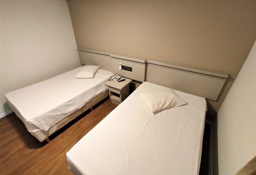 غرفة سوبيريور, Granville