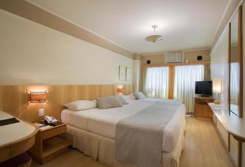 اتاق لوکس با وان آب گرم, Mirasol Copacabana