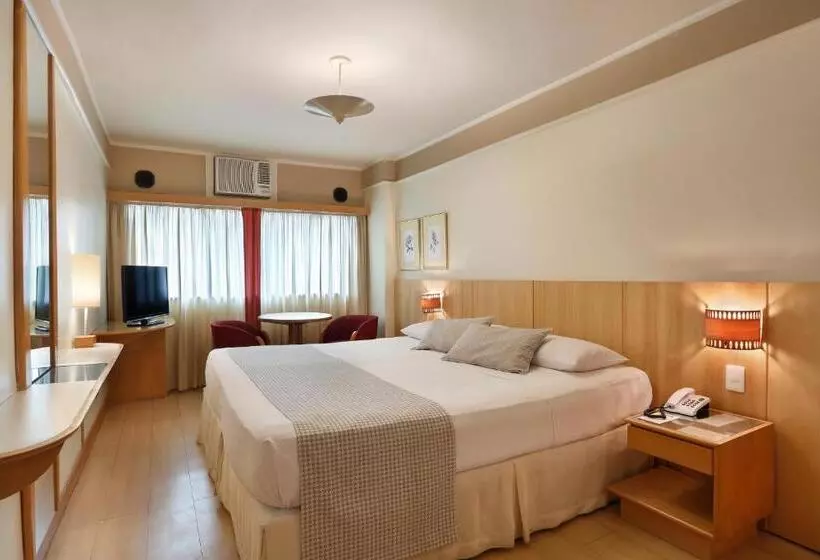 اتاق لوکس با وان آب گرم, Mirasol Copacabana