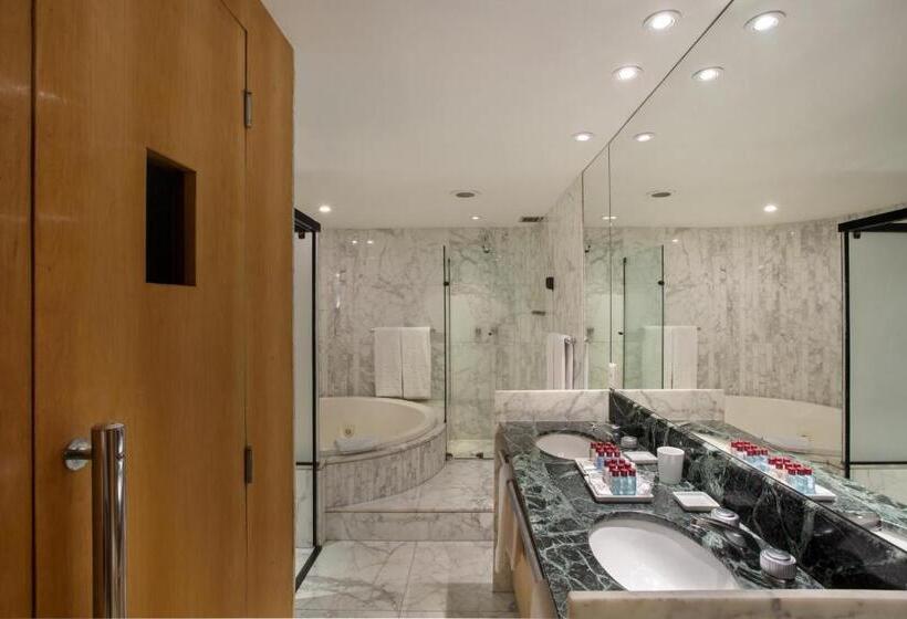 سوئیت پرزیدنت, Mirasol Copacabana