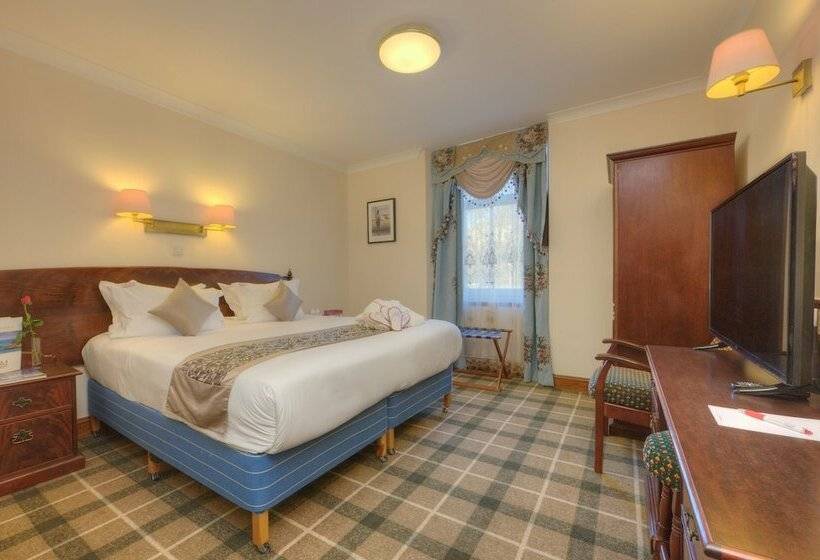 Номер Стандарт, Muthu Alexandra