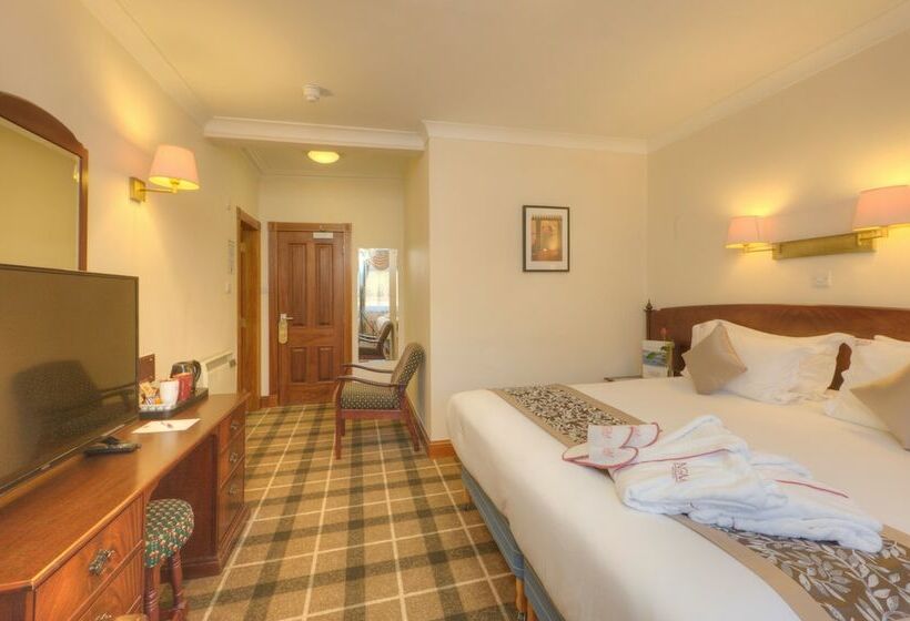 Номер Стандарт, Muthu Alexandra