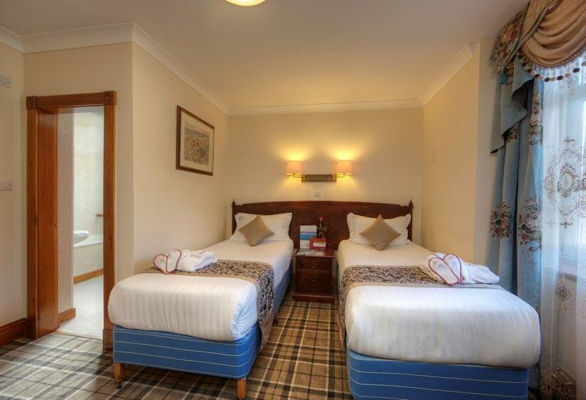 Номер Стандарт, Muthu Alexandra