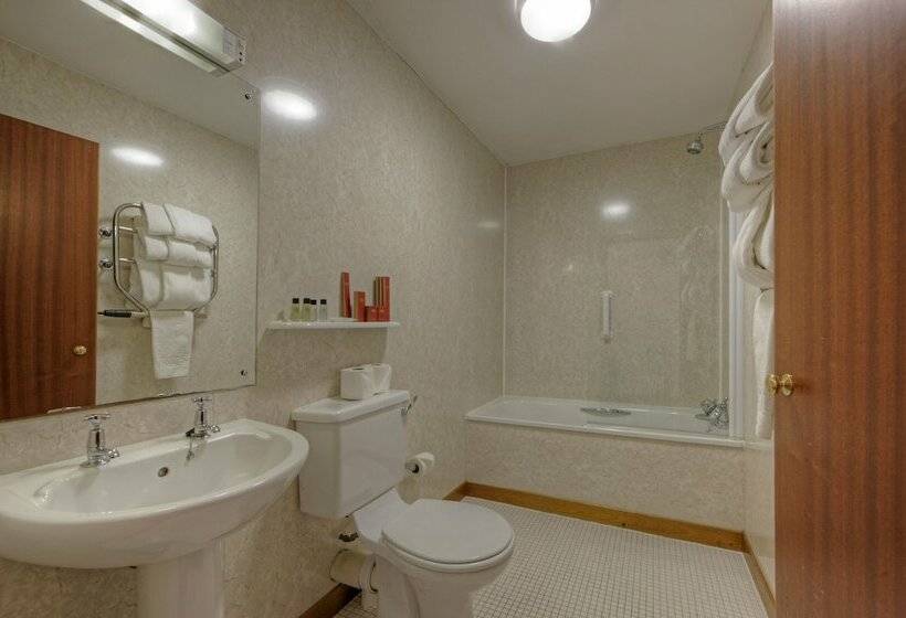 Семейный Номер, Muthu Alexandra