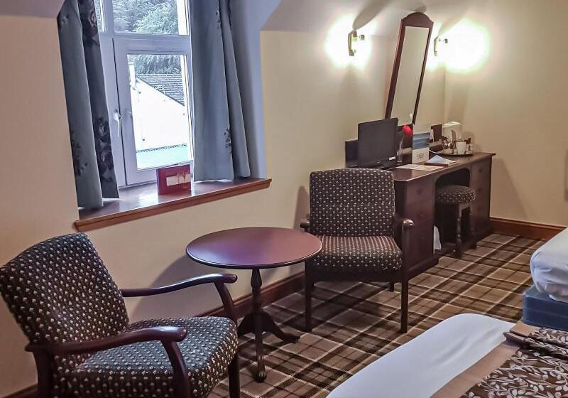 Семейный Номер, Muthu Alexandra