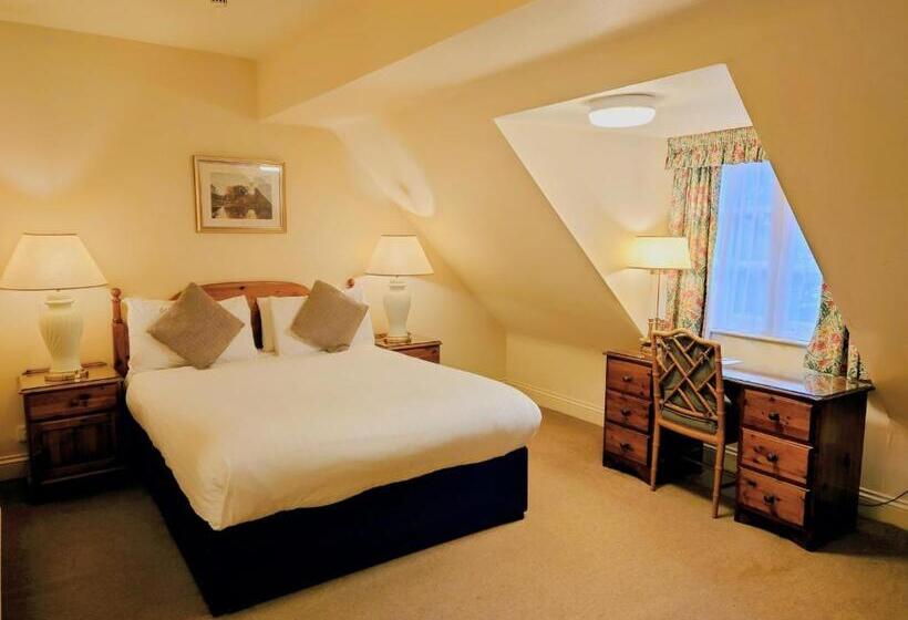 家庭套房, Orton Hall Hotel & Spa