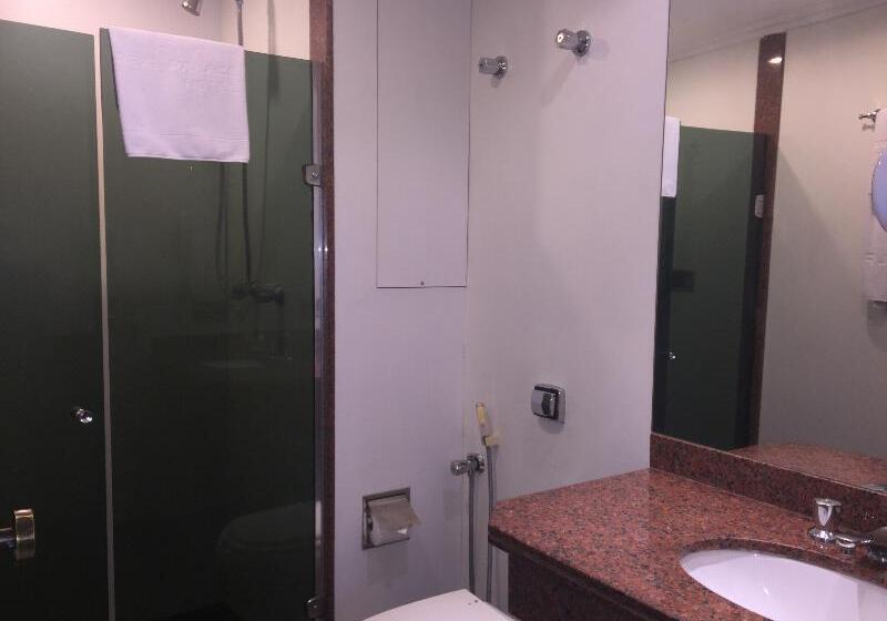 Номер Стандарт Трехместный, Real Palace