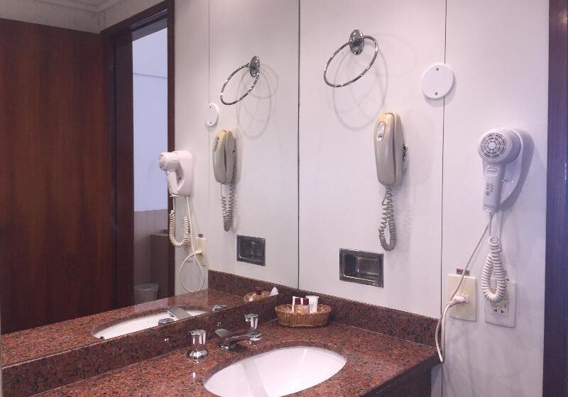 Номер Стандарт Трехместный, Real Palace