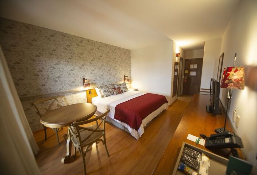 חדר דלוקס, Serra Alta