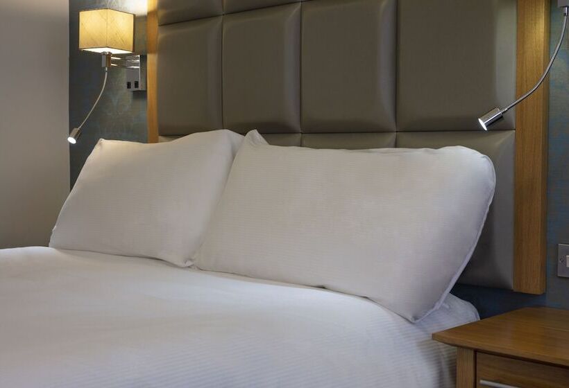 Номер Deluxe, Stratford Manor