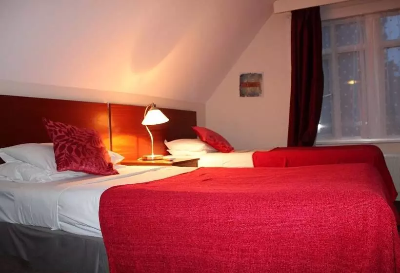 Standard Kolmen Hengen Huone, The Abbey House