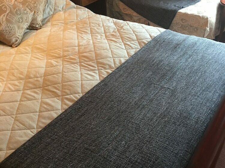 اتاق کلاسیک با تخت دوبل, The Station