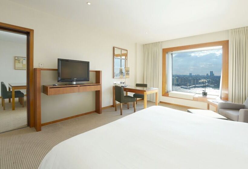 Люкс Вид на Реку, Canary Riverside Plaza