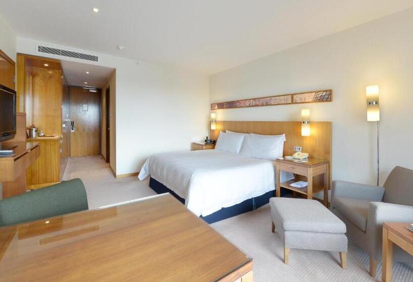 غرفة بريميوم, Canary Riverside Plaza