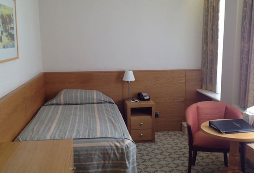 غرفة قياسية فردية, Cavendish