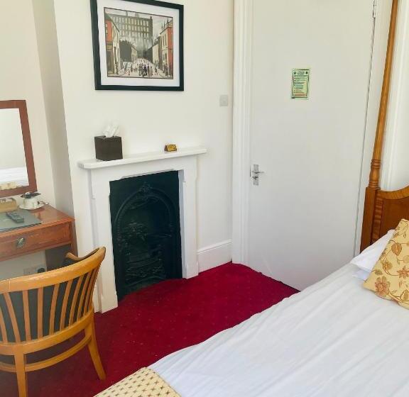 Номер Стандарт Индивидуальный, Canterbury Hotel Cottages And Apartment S