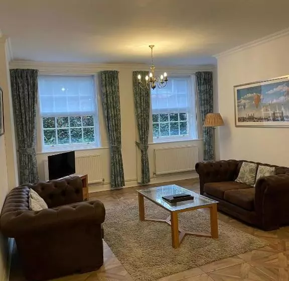 Deluxe-huoneisto 1 Makuuhuone, Canterbury Hotel Cottages And Apartment S