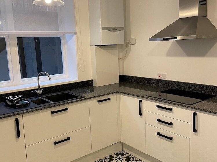 Апартаменты Deluxe 1 Спальня, Canterbury Hotel Cottages And Apartment S