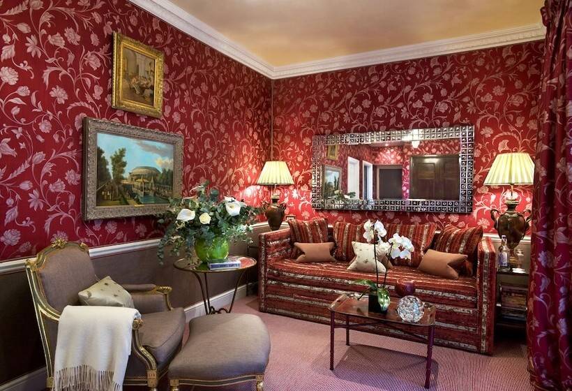 סוויטה, Egerton House