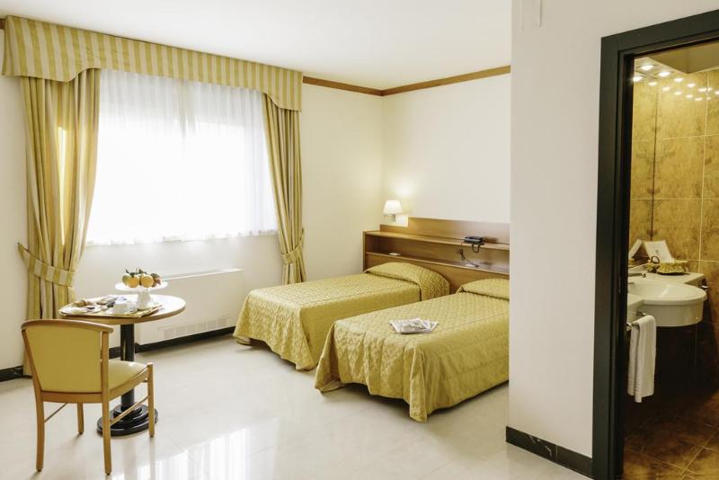 סוויטה, Fairfield House