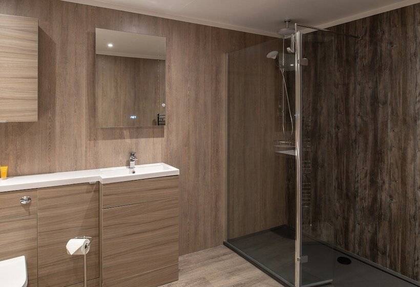 חדר אקזקיוטיב, Fairfield House