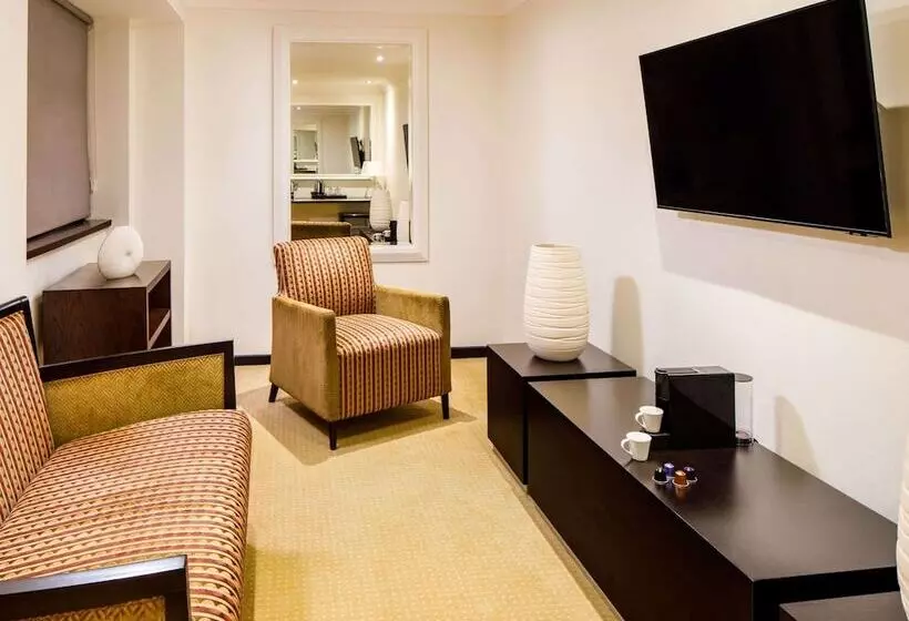 Suite Superior, Mercure Chester Abbots Well